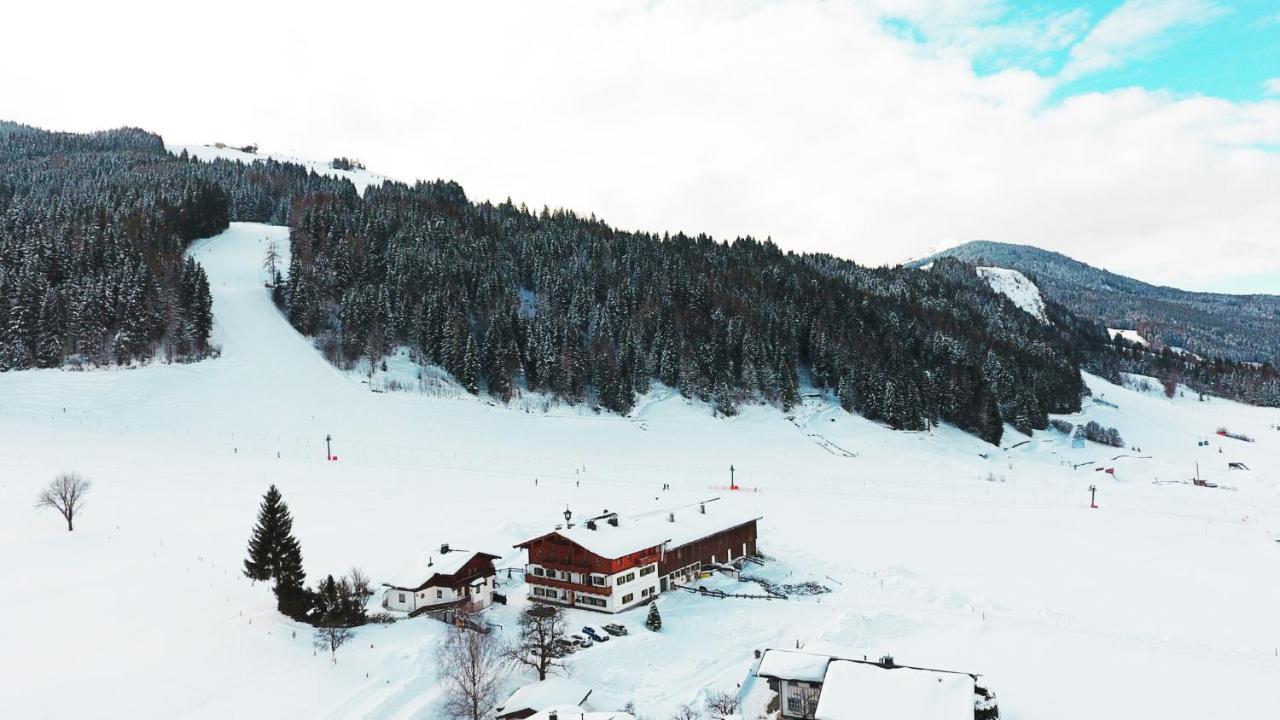 فندق Riederhof ليوغانغ المظهر الخارجي الصورة